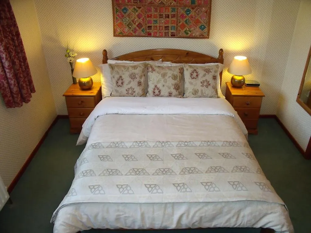 Home From Home Bed And Breakfast CBG 4*,  Regno Unito