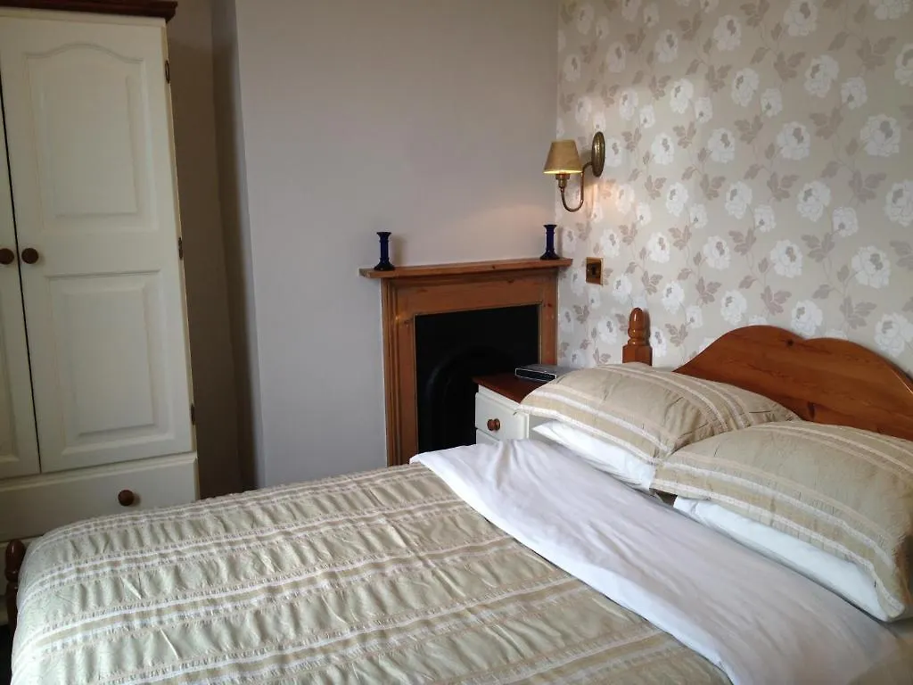 Home From Home Bed And Breakfast CBG Bed & Breakfast