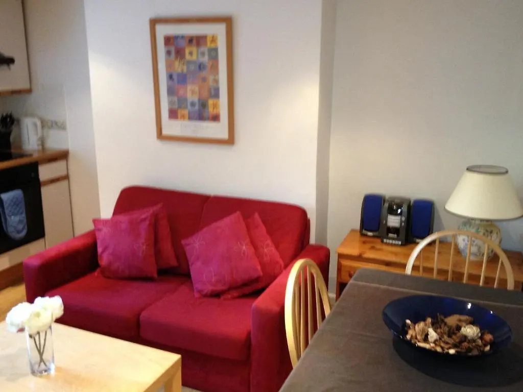 Bed & Breakfast Home From Home Bed And Breakfast CBG